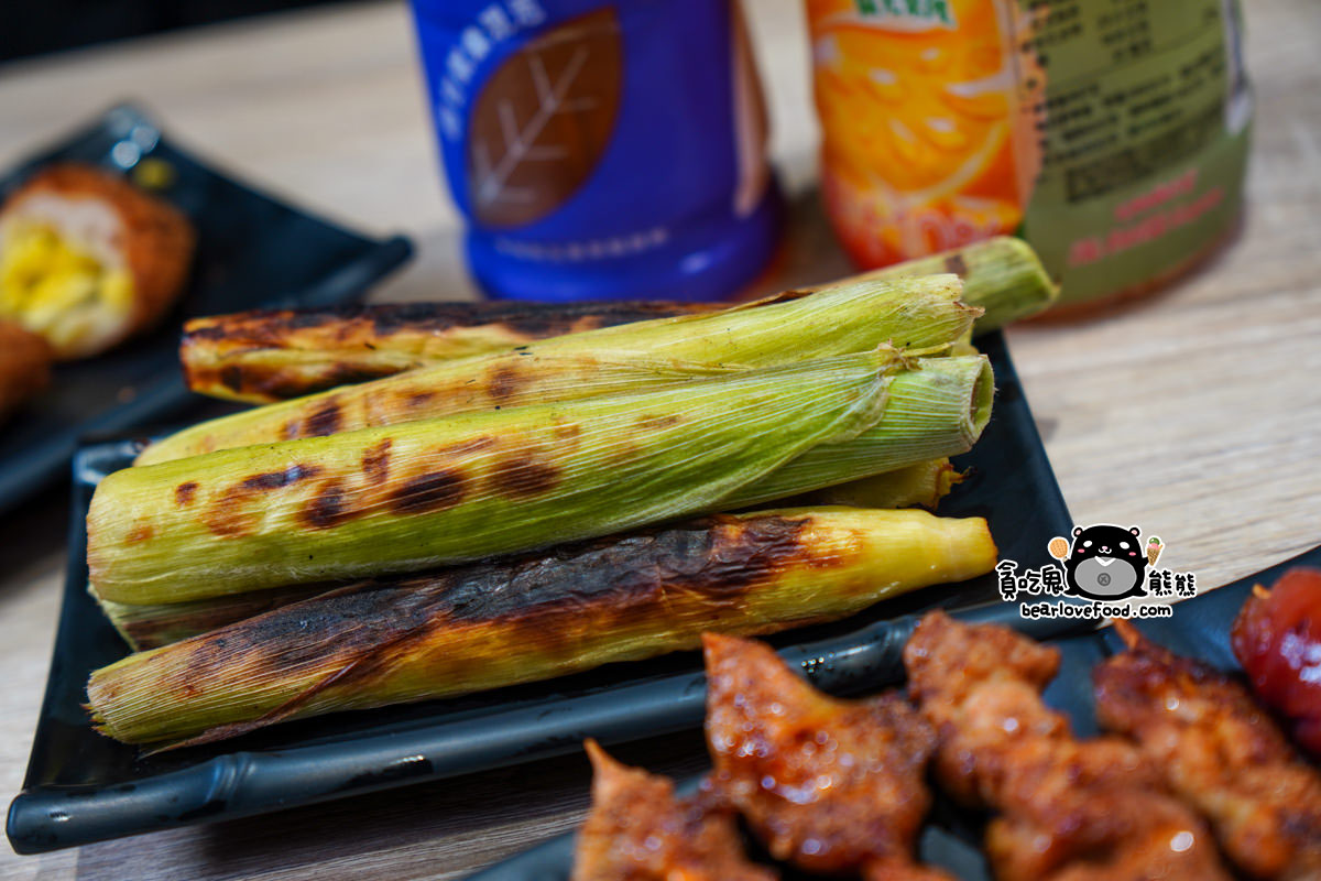屏東東港美食 津炭燒烤-正港用木炭燒烤,更具風味,調味與沾粉很特別 屏東東港美食 津炭燒烤-正港用木炭燒烤,更具風味,調味與沾粉很特別