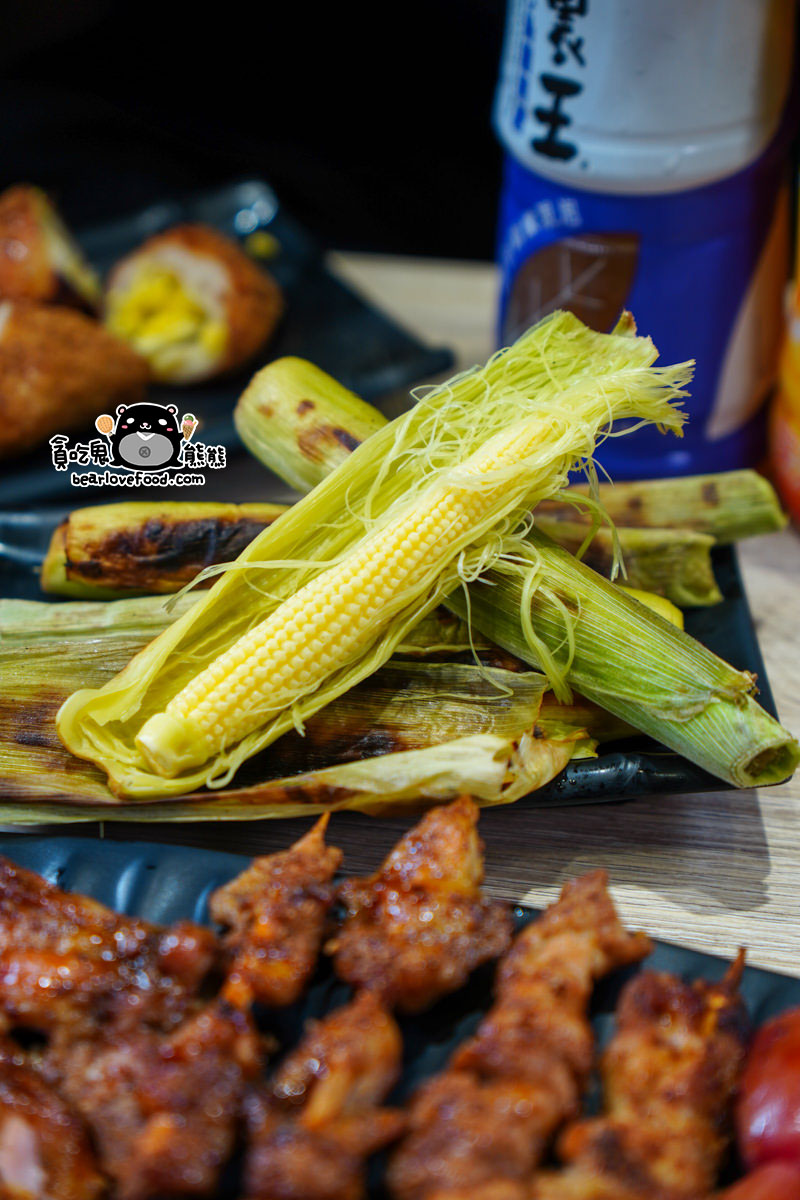 屏東東港美食 津炭燒烤-正港用木炭燒烤,更具風味,調味與沾粉很特別 屏東東港美食 津炭燒烤-正港用木炭燒烤,更具風味,調味與沾粉很特別