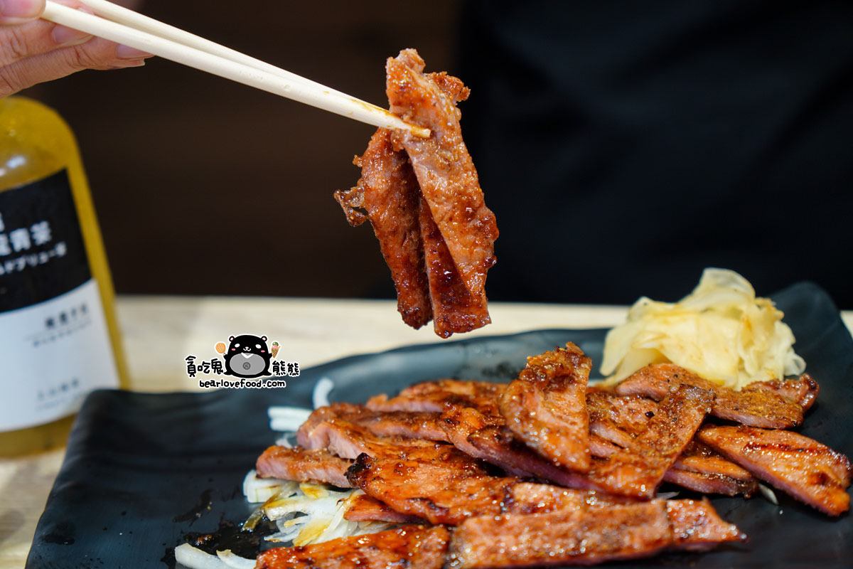 屏東東港美食 津炭燒烤-正港用木炭燒烤,更具風味,調味與沾粉很特別 屏東東港美食 津炭燒烤-正港用木炭燒烤,更具風味,調味與沾粉很特別