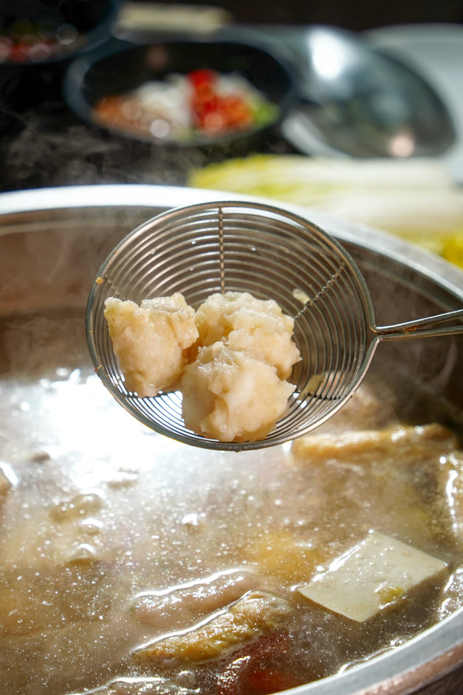 高雄火鍋|新新園汕頭火鍋(附菜單)-內有高雄所有門市資訊,以及嘉義店資訊 新新園汕頭火鍋高雄民生店