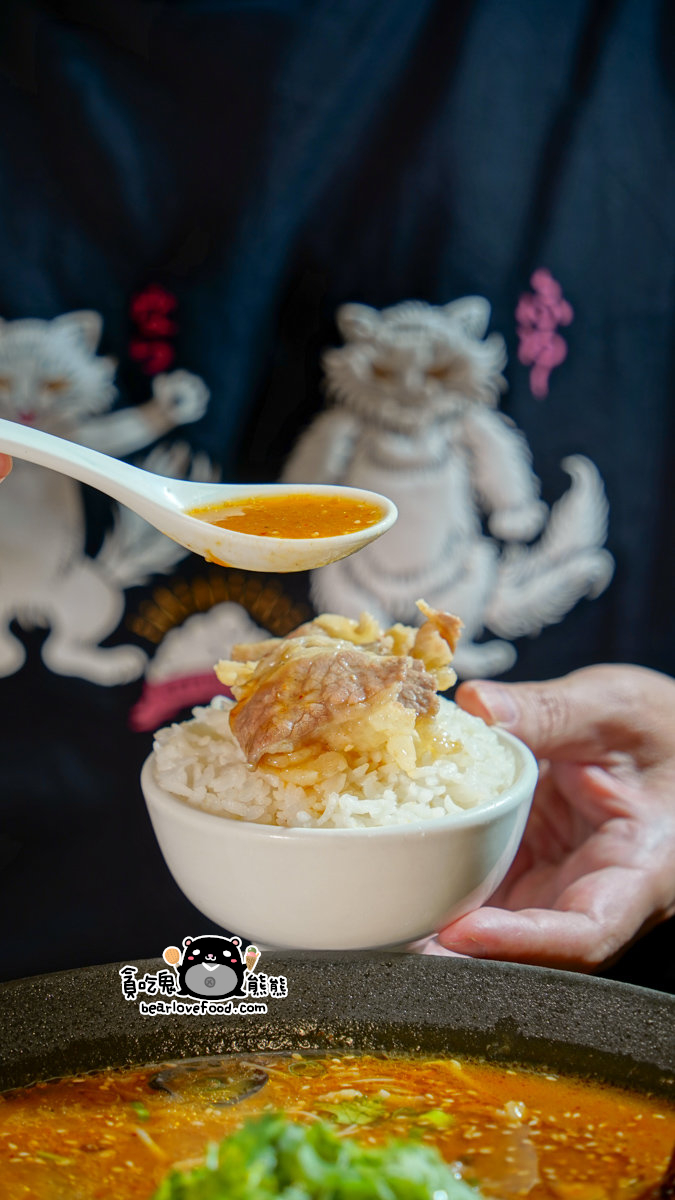 高雄川菜料理 |滑一椒酸菜魚(附菜單) -高雄市文化中心附近,口味適合南部的川菜館,可以調整辣度,麻度,酸度 滑一椒酸菜魚