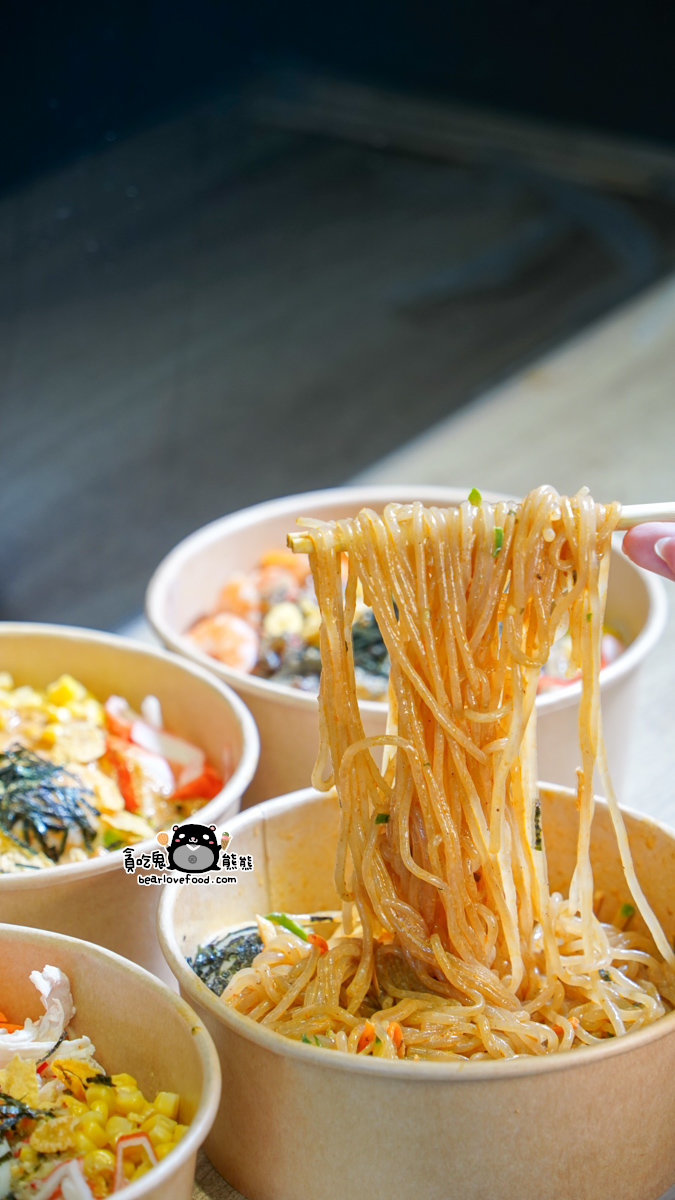 高雄鼓山區美食|春妹涼麵 (附菜單)-有內用,提供兩種麵條選擇,共六種口味 春妹涼麵