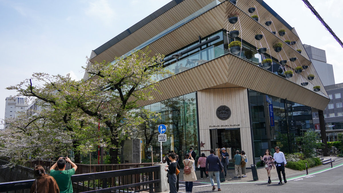 東京星巴克 |星巴克臻選® 東京烘焙工坊 -日本最大也是世界唯六星巴克頂級門市 星巴克臻選® 東京烘焙工坊