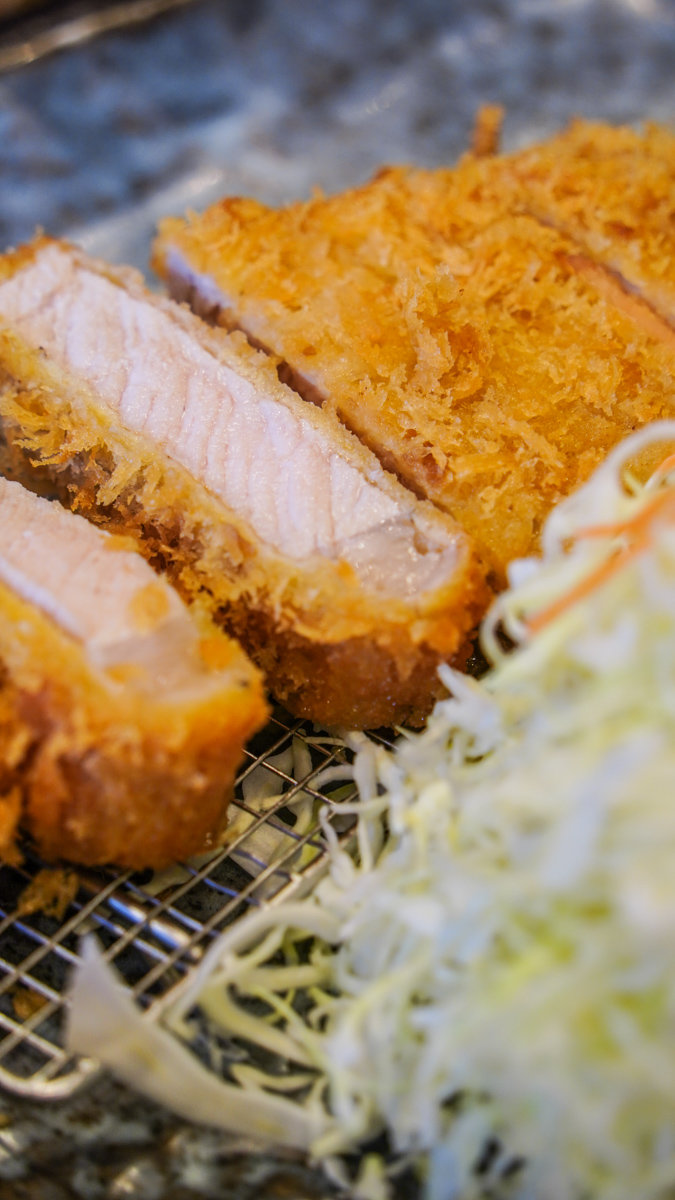 東京淺草寺附近美食 |とんかつとお山 -炸豬排專賣,豬里肌¥1250就非常好吃了 とんかつとお山