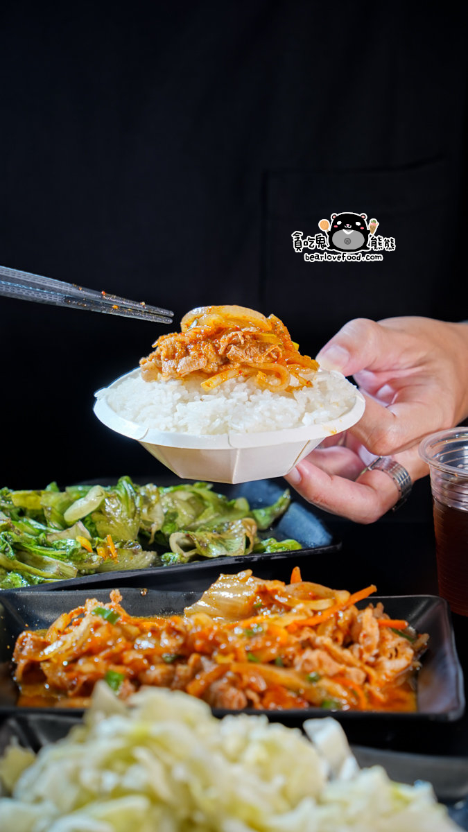 高雄鳳山區美食|鼎鴻複合式餐館(附菜單)-鐵板燒+鐵板牛排一次都吃得到,商業午餐超強110元推出 鼎鴻複合式餐館