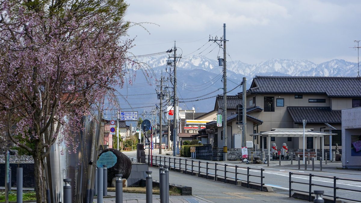 富山美食 |黒部・宇奈月温泉観光局-JR黑部宇奈月溫泉駅旁,推薦必喝當地鮮奶與布丁 黒部・宇奈月温泉観光局