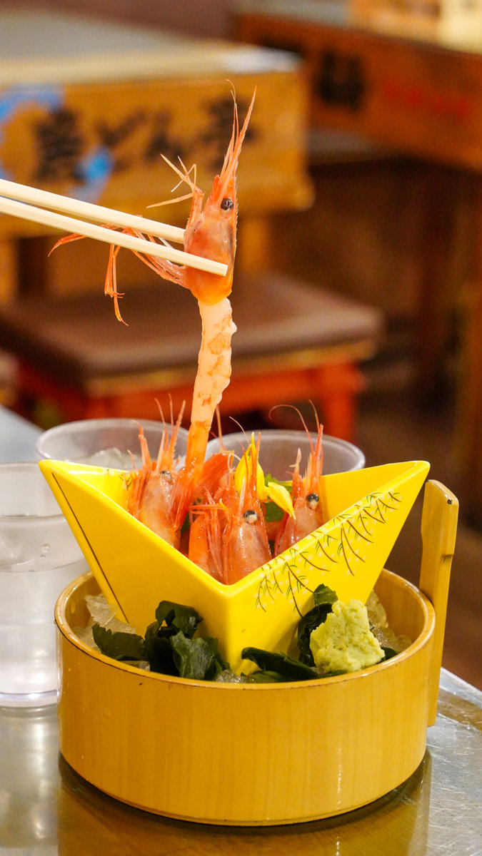 富山市美食 |魚 どん亭-JR富山站內,新湊漁港新鮮直送,就連在地上班族也愛吃 魚 どん亭