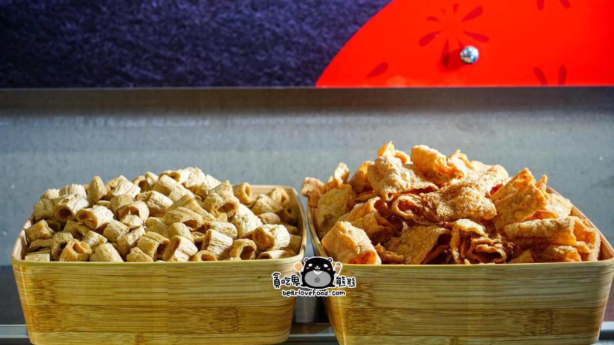 桃園市火鍋 |饗點鍋桃園店(附菜單,停車場資訊)-中正公園附近,自助吧吃到飽, 龍蝦海陸拼盤,雙人和牛套餐必吃 饗點鍋桃園店自助吧