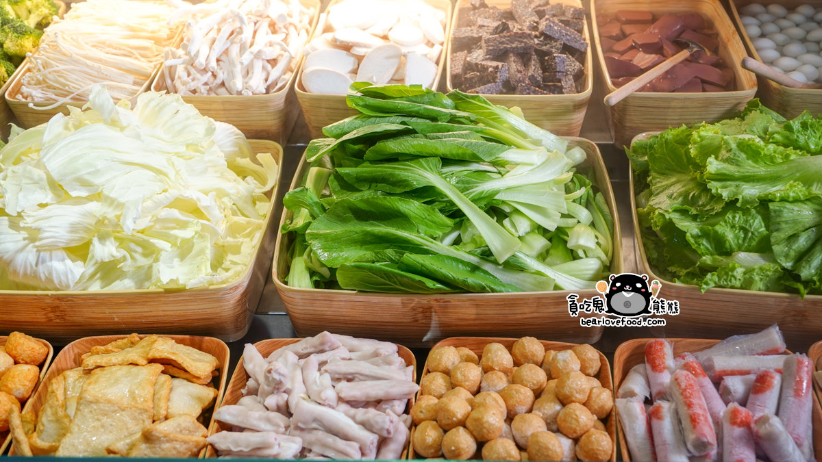 桃園市火鍋 |饗點鍋桃園店(附菜單,停車場資訊)-中正公園附近,自助吧吃到飽, 龍蝦海陸拼盤,雙人和牛套餐必吃 饗點鍋桃園店自助吧