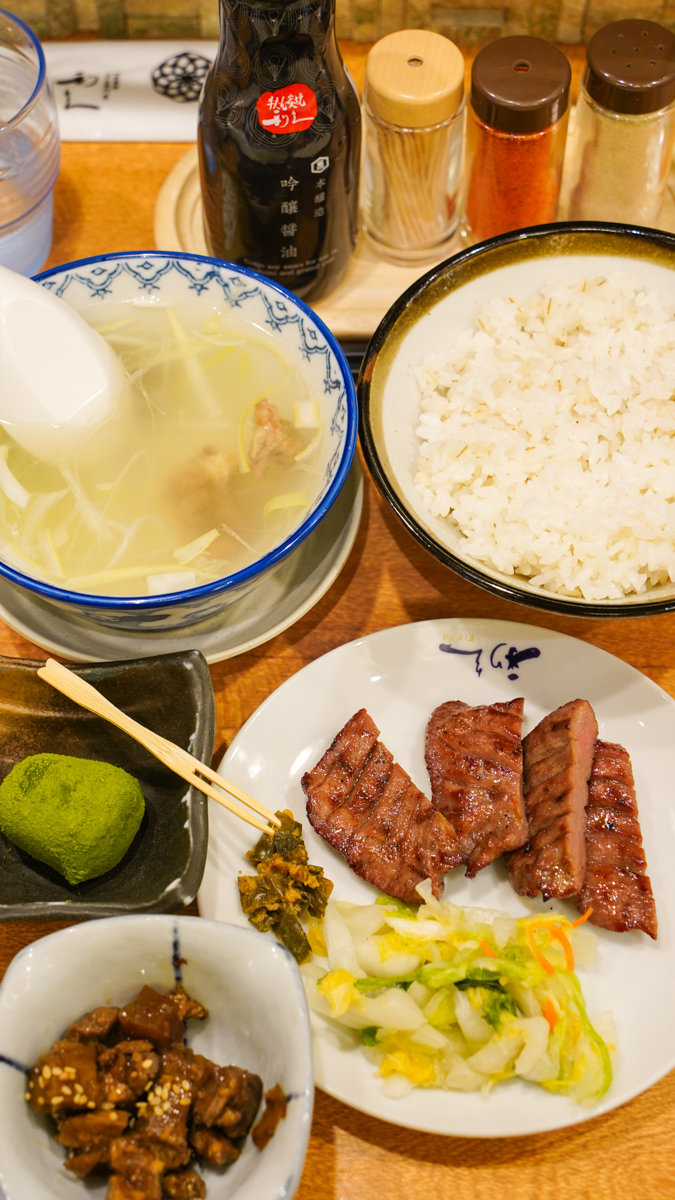 東京晴空塔美食|利久牛舌:在東京品嚐仙台風味的厚切牛舌體驗 利久牛舌 天空樹店