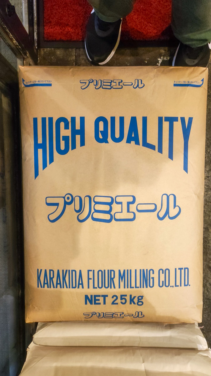 【東京美食】新小岩必吃拉麵推薦 |自家製麺啜乱会-新小岩駅附近,自製Q彈麵條+多層次湯頭一次滿足|日本自由行拉麵攻略 自家製麺啜乱会