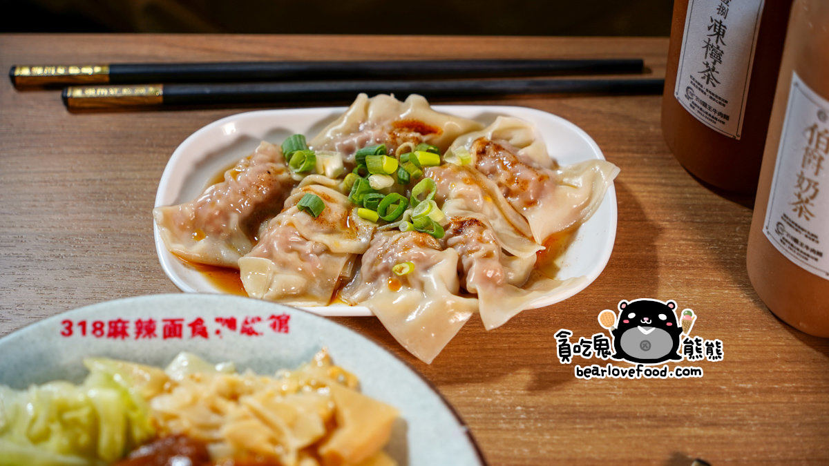 高雄鳳山必吃腿庫推薦|318霸王牛肉麵鳳山店-腿庫邪惡誘人,搭配鹹香牛肉麵超滿足 318霸王牛肉麵鳳山店