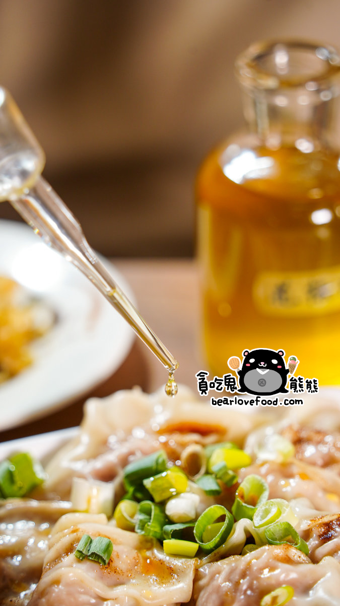 高雄鳳山必吃腿庫推薦|318霸王牛肉麵鳳山店-腿庫邪惡誘人,搭配鹹香牛肉麵超滿足 318霸王牛肉麵鳳山店