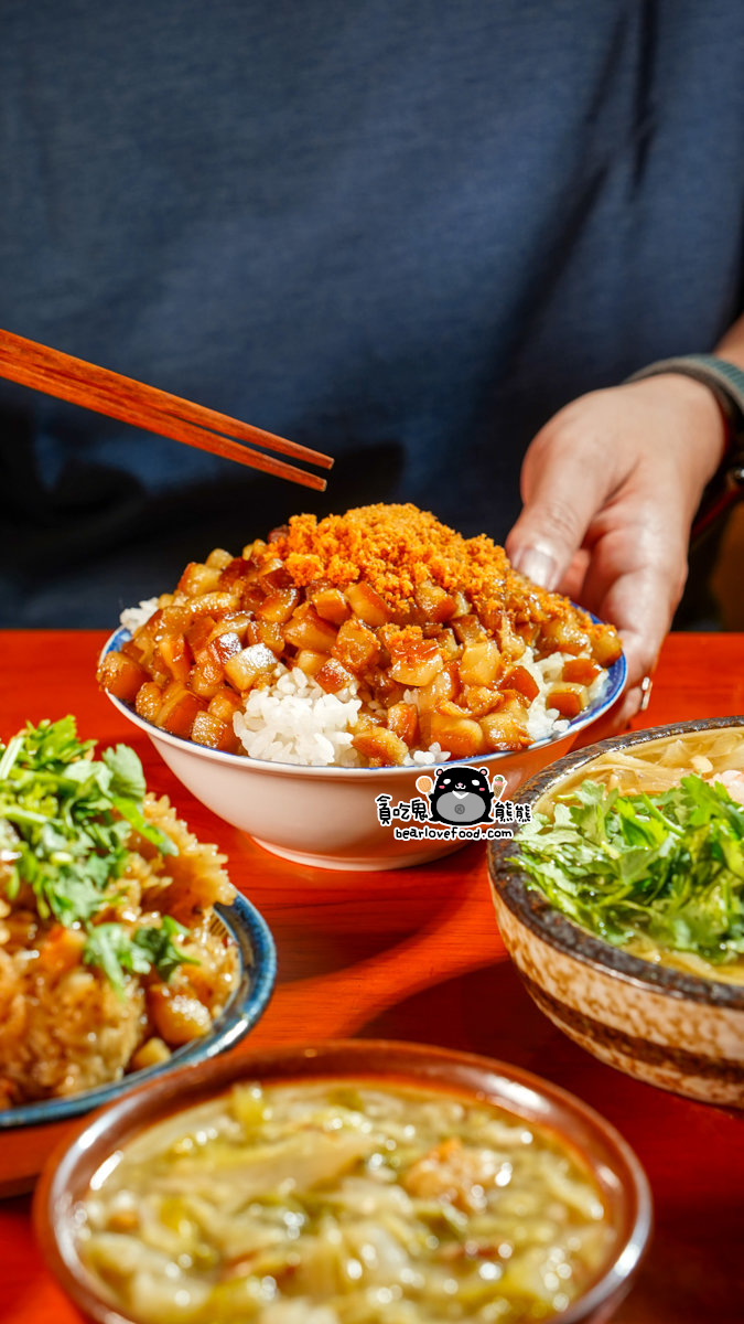 高雄苓雅區隱藏版美食小吃|春福魚翅羹-武廟市場步行5分鐘的古早味美食 春福魚翅羹