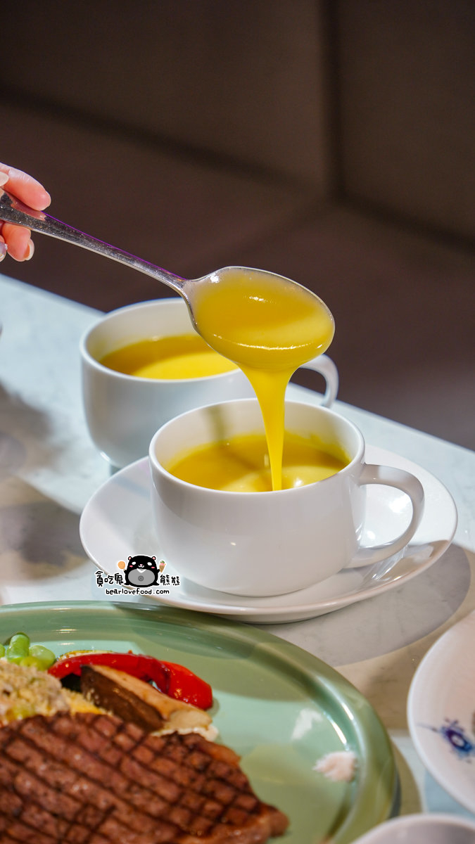 高雄餐廳TOP推薦:Hovii Cafe福華一樓的夢幻下午茶饗宴 Hovii Cafe高雄