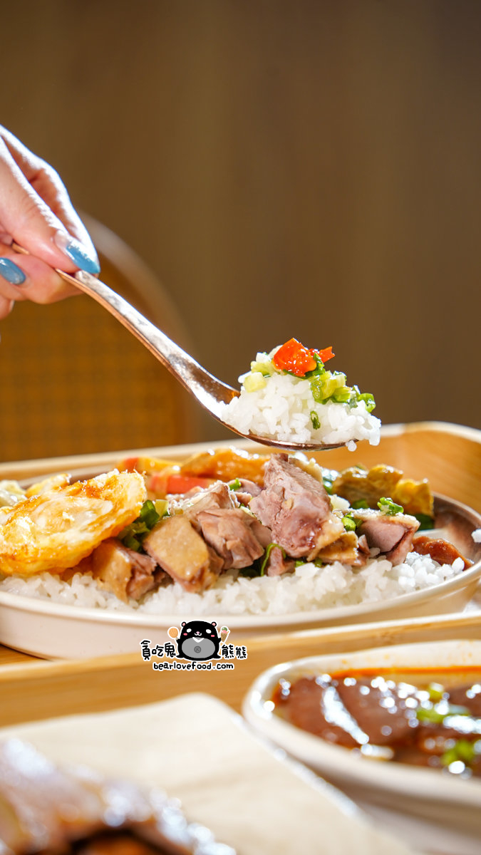 高雄鵝肉新地標:偶鵝嚐嚐湖內店-像咖啡廳的鵝肉店?環境+美味全解析 偶鵝嚐嚐湖內店