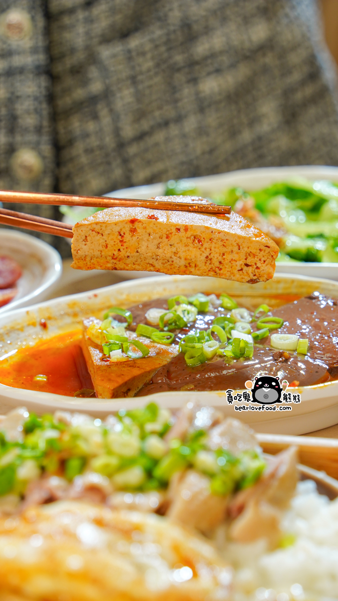 高雄鵝肉新地標:偶鵝嚐嚐湖內店-像咖啡廳的鵝肉店?環境+美味全解析 偶鵝嚐嚐湖內店