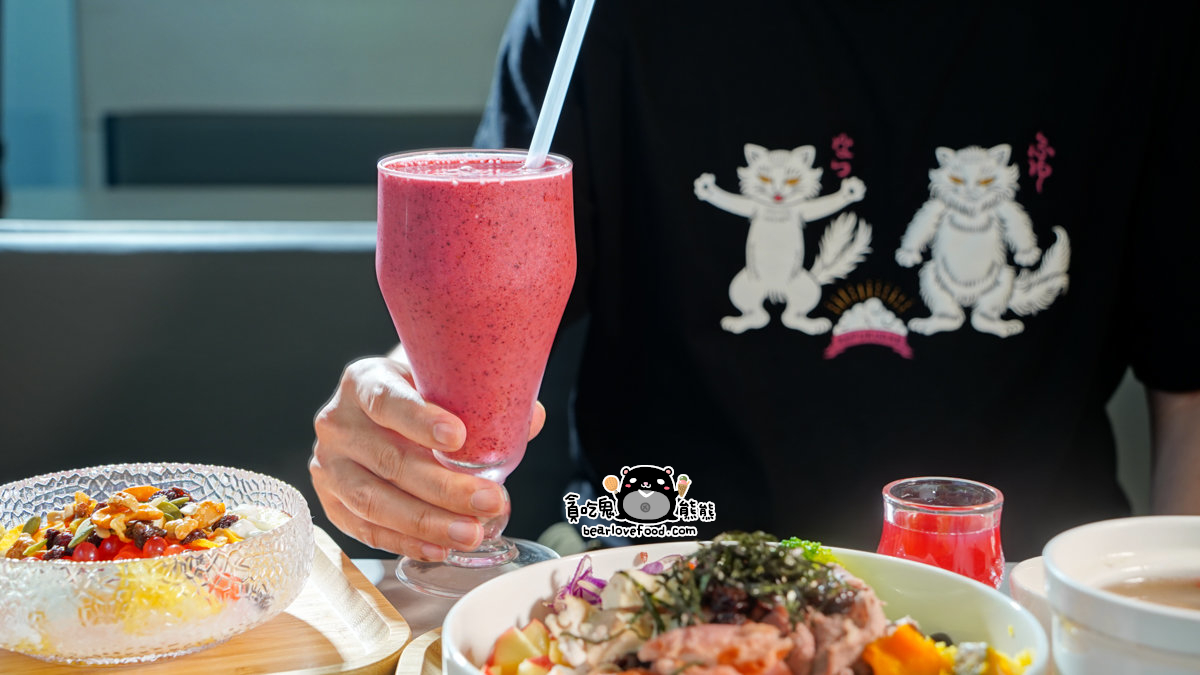 台南健康輕食首選|KIWI POKE 崇學路夏威夷拌飯真實食記 KIWI POKE 輕食沙拉|健康餐盒|天然酵素飲-崇學店