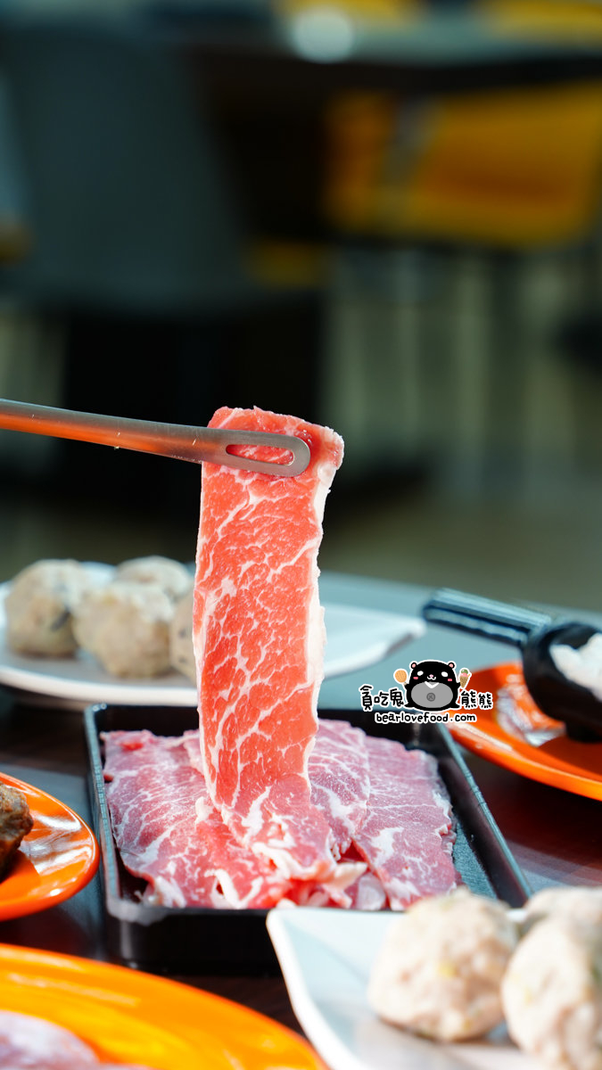 高雄仁武火鍋美食|天嚐地酒鍋物,好停車+天然熬湯,肉品海鮮鍋料通通讚! 天嚐地酒鍋物