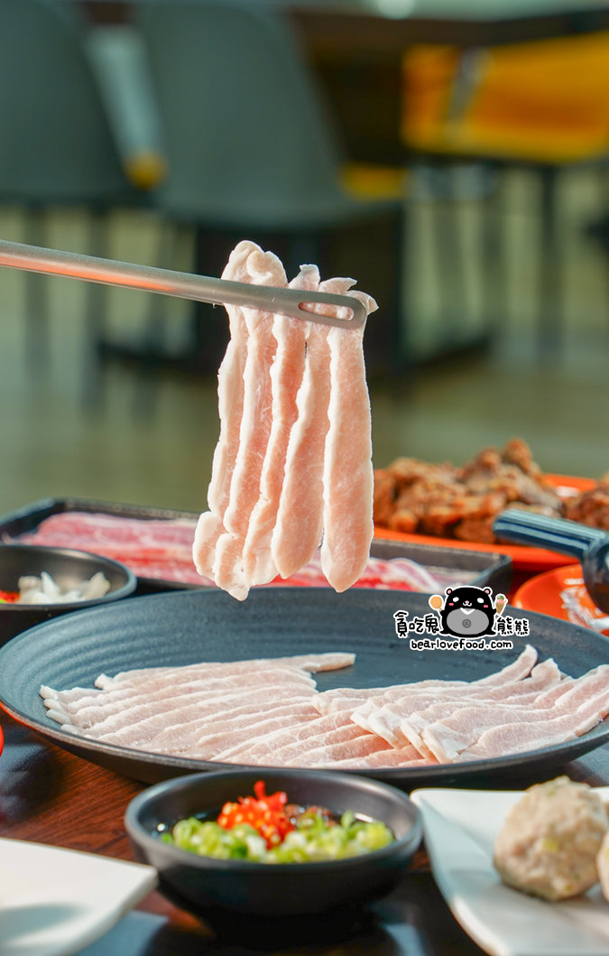高雄仁武火鍋美食|天嚐地酒鍋物,好停車+天然熬湯,肉品海鮮鍋料通通讚! 天嚐地酒鍋物