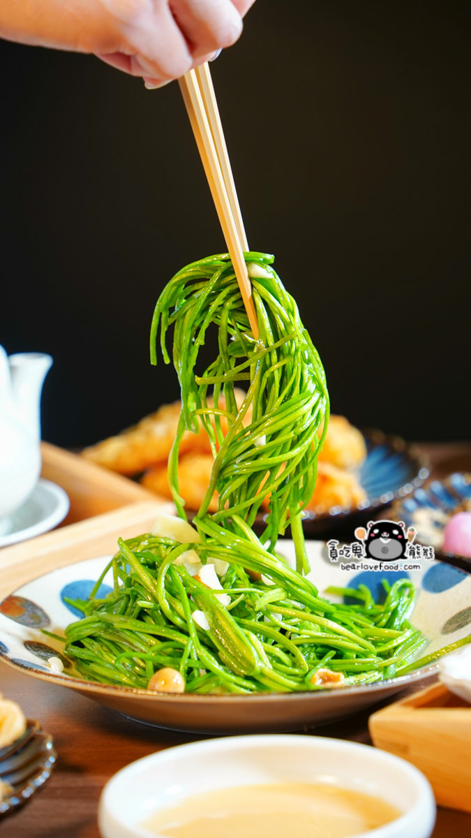 高雄河堤社區|金貴中式料理:一個人也能吃辦桌菜,打卡送炸湯圓+套餐只要加139元!貪吃鬼熊熊評測 金貴中式料理