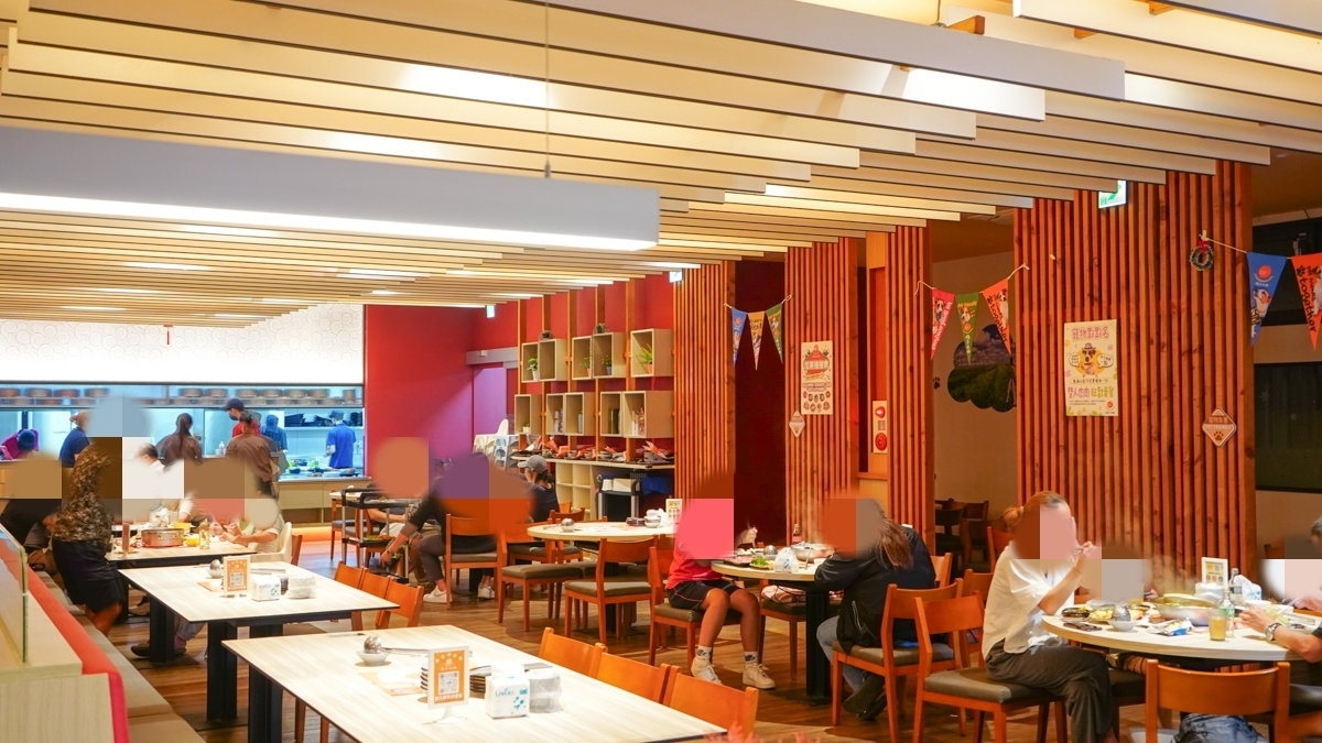 南部最強麻辣火鍋|橘子火鍋嘉義店全攻略,寵物友善+生日禮+超值推薦 #嘉義火鍋 #嘉義美食 橘子火鍋嘉義店環境