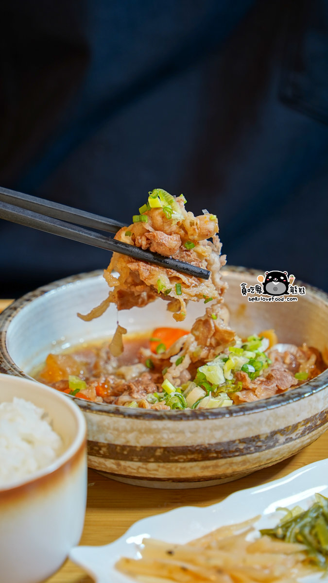 楠梓德民路上藏寶店:四目食堂定食套餐 + 送甜點活動完整攻略 四目食堂