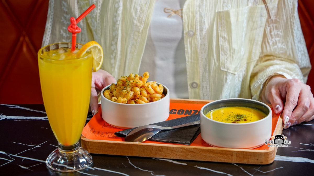 高雄異國料理新開幕|左營岡佐小館 :手工香腸、歐洲香料、吃貨必訪 岡佐小館