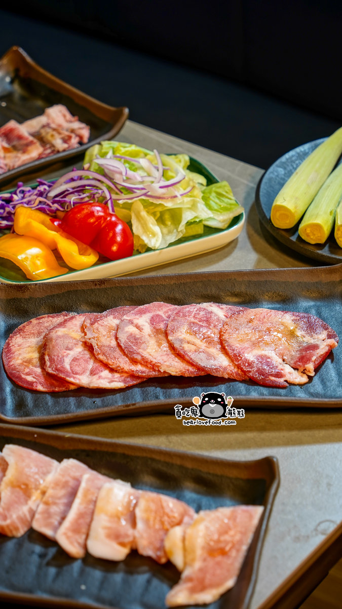 桃園燒肉吃到飽攻略|燒肉アニキ-桃園林口店: 平日499元起, 一人一爐、送餐車登場、大升級版吃到飽詳報 燒肉Aniki- 桃園林口店