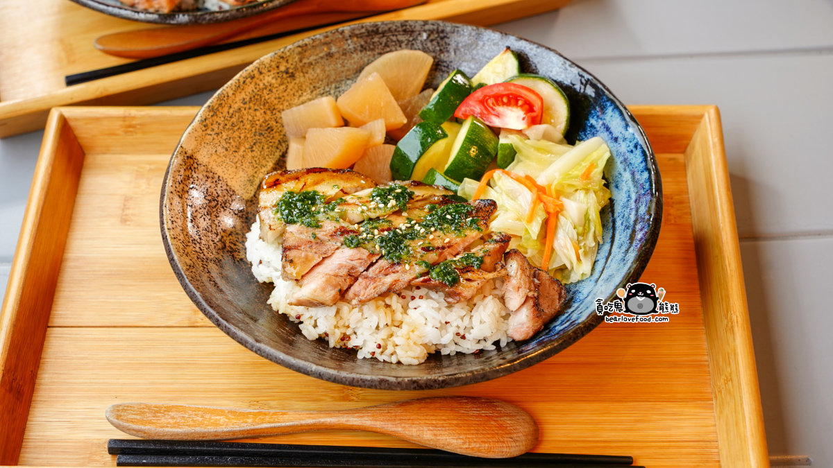 森碳Wooded Coal Beverage & Grill