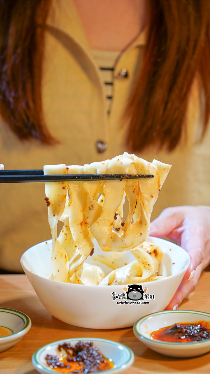 桃園美食分享|清牛堂牛肉麵:2025 台北國際牛肉麵節銅牌+伴手禮醬料新上市 清牛堂牛肉麵內壢店