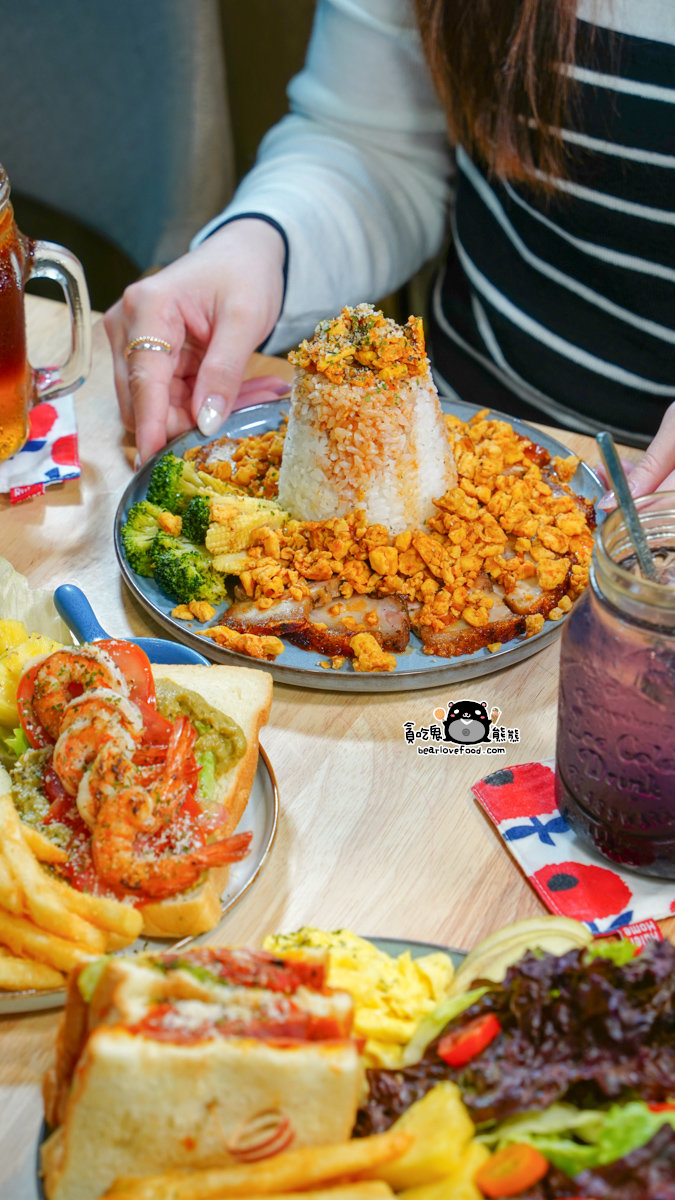 台南安南隱藏早午餐|玥食 moonfood:漫畫 x 手作料理 x 鄰近停車場 玥食moonfood