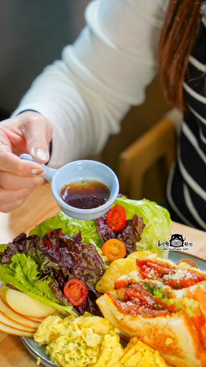 台南安南隱藏早午餐|玥食 moonfood:漫畫 x 手作料理 x 鄰近停車場 玥食moonfood