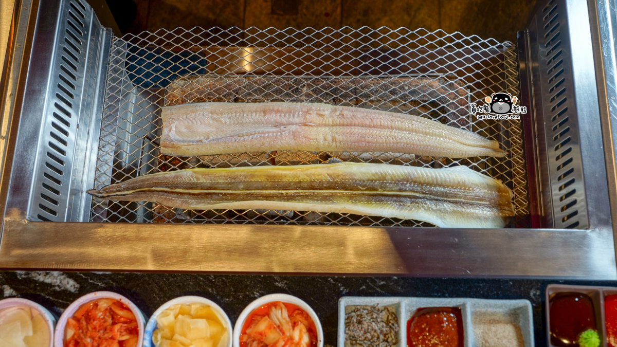 台中東區美食新店|鰻鰻烤台中復興店/台中韓式餐廳/韓式烤鰻:鰻魚控必吃清單 鰻鰻烤台中復興店