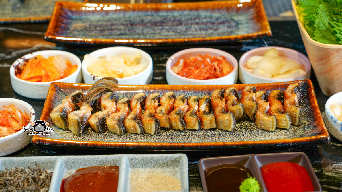 台中東區美食新店|鰻鰻烤台中復興店/台中韓式餐廳/韓式烤鰻:鰻魚控必吃清單 鰻鰻烤台中復興店