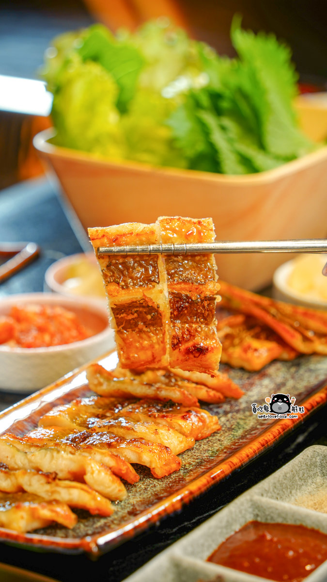 台中東區美食新店|鰻鰻烤台中復興店/台中韓式餐廳/韓式烤鰻:鰻魚控必吃清單 鰻鰻烤台中復興店