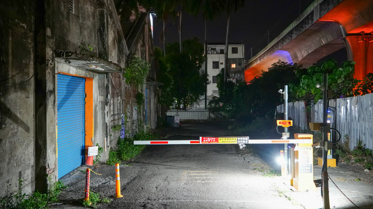 台中東區美食新店|鰻鰻烤台中復興店/台中韓式餐廳/韓式烤鰻:鰻魚控必吃清單 鰻鰻烤台中復興店特約停車場