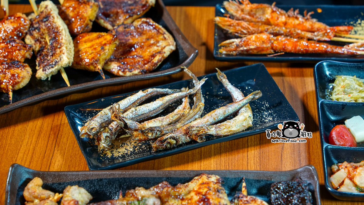 高雄居酒屋推薦|柒息地串燒居酒屋明誠店|19 元平價串燒 × 烤肉神醬 × 宵夜聚餐首選 柒息地串燒居酒屋 高雄明誠店