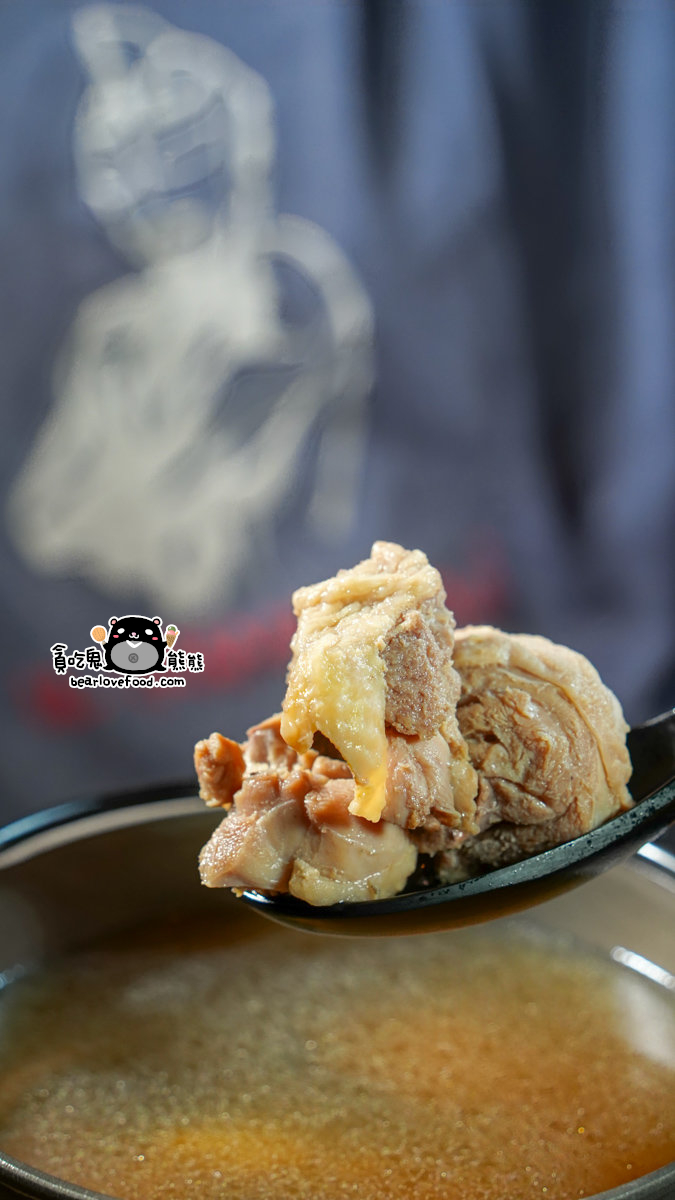 高雄居酒屋推薦|柒息地串燒居酒屋明誠店|19 元平價串燒 × 烤肉神醬 × 宵夜聚餐首選 柒息地串燒居酒屋 高雄明誠店