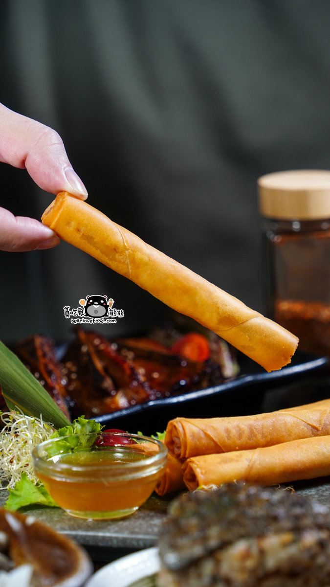 高雄居酒屋新歡| 酒桑12道必點料理+佛心免費土雞鍋 酒桑