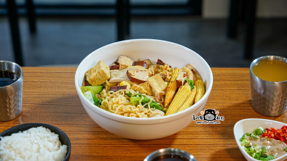 高雄三民區推薦| 蹭秤三民大昌店-豚骨.麻辣燙.海味.宵夜, 自助夾料超自由,內用自助吧無限吃喝 蹭秤三民大昌店