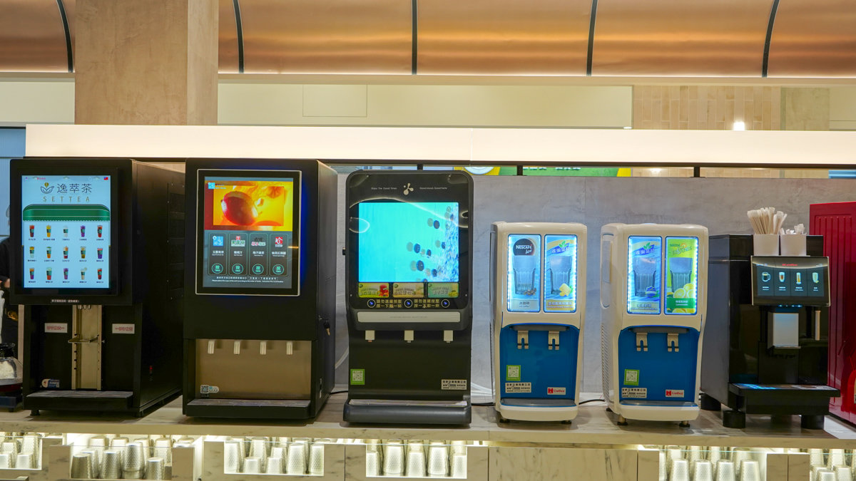 高雄火鍋吃到飽推薦|臻馨鍋物富民店多款湯底+飲料冰品自由取,還有壽星活動 臻馨鍋物富民店