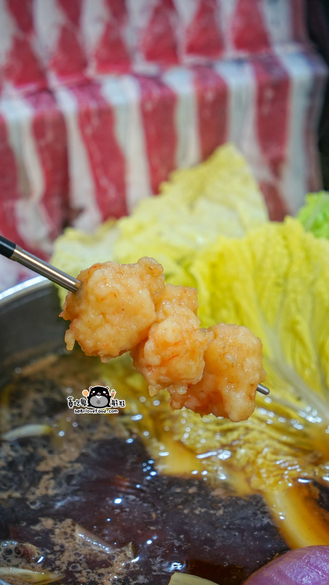 高雄火鍋吃到飽推薦|臻馨鍋物富民店多款湯底+飲料冰品自由取,還有壽星活動 臻馨鍋物富民店