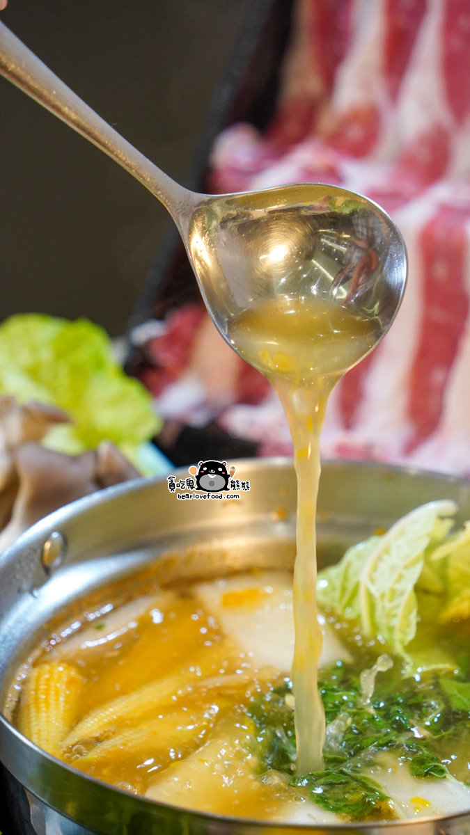 高雄火鍋吃到飽推薦|臻馨鍋物富民店多款湯底+飲料冰品自由取,還有壽星活動 臻馨鍋物富民店