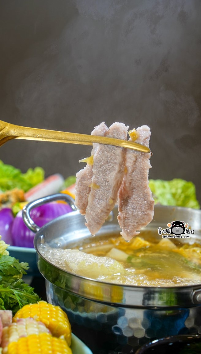 高雄火鍋吃到飽推薦|臻馨鍋物富民店多款湯底+飲料冰品自由取,還有壽星活動 臻馨鍋物富民店