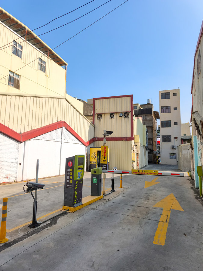 全台首創鵝肉火鍋| 鵝與鍋-虎尾總店,最美雲林火鍋店 城市車旅-虎尾林森站