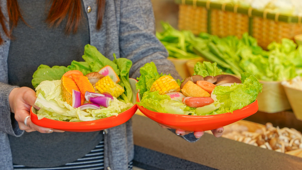 小洞天經典石頭火鍋-鐵道園區店
