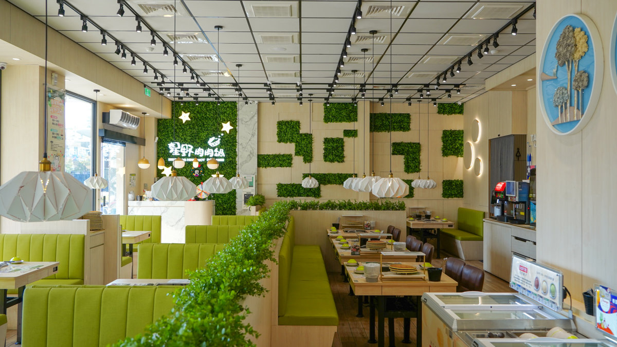 高雄火鍋推薦|星野肉肉鍋鐵道園區店,個人鍋298起+和牛海陸吃到飽一次滿足 星野肉肉鍋-高雄鐵道園區店環境