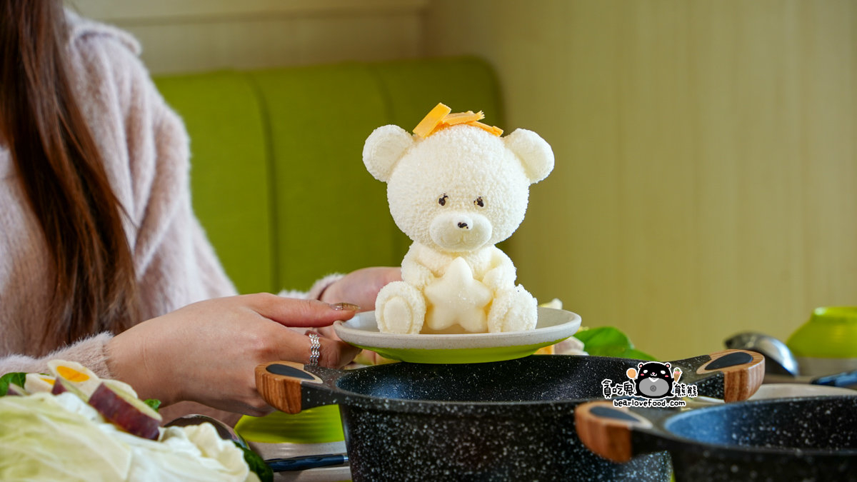 高雄火鍋推薦|星野肉肉鍋鐵道園區店,個人鍋298起+和牛海陸吃到飽一次滿足 星野肉肉鍋-高雄鐵道園區店