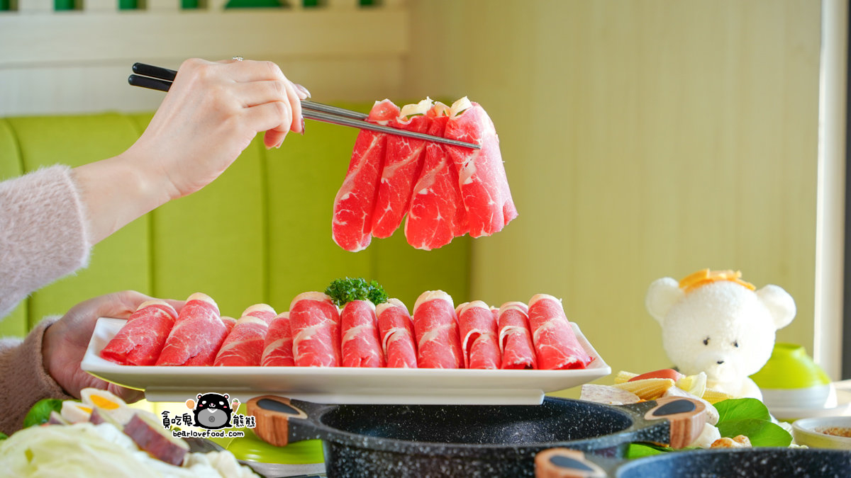 高雄火鍋推薦|星野肉肉鍋鐵道園區店,個人鍋298起+和牛海陸吃到飽一次滿足 星野肉肉鍋-高雄鐵道園區店